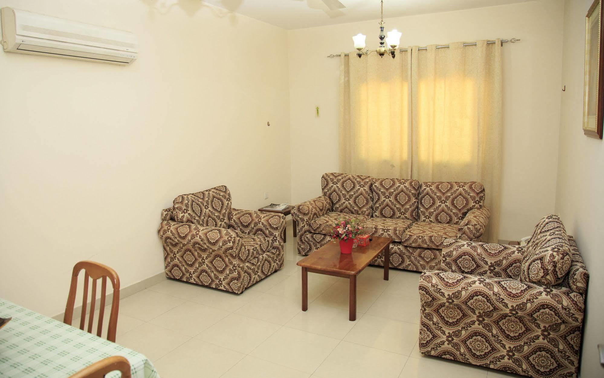 Gulf Hotel Apartment الخليج للشقق الفندقية Muscat Exterior foto