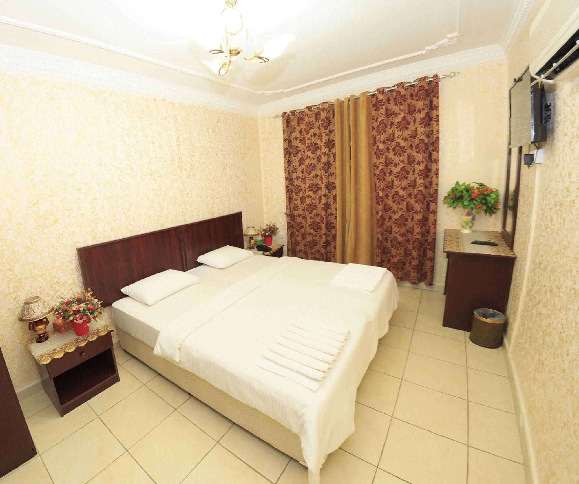 Gulf Hotel Apartment الخليج للشقق الفندقية Muscat Exterior foto