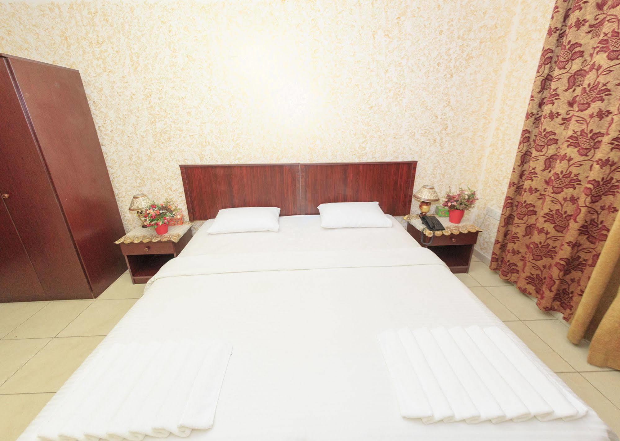 Gulf Hotel Apartment الخليج للشقق الفندقية Muscat Exterior foto
